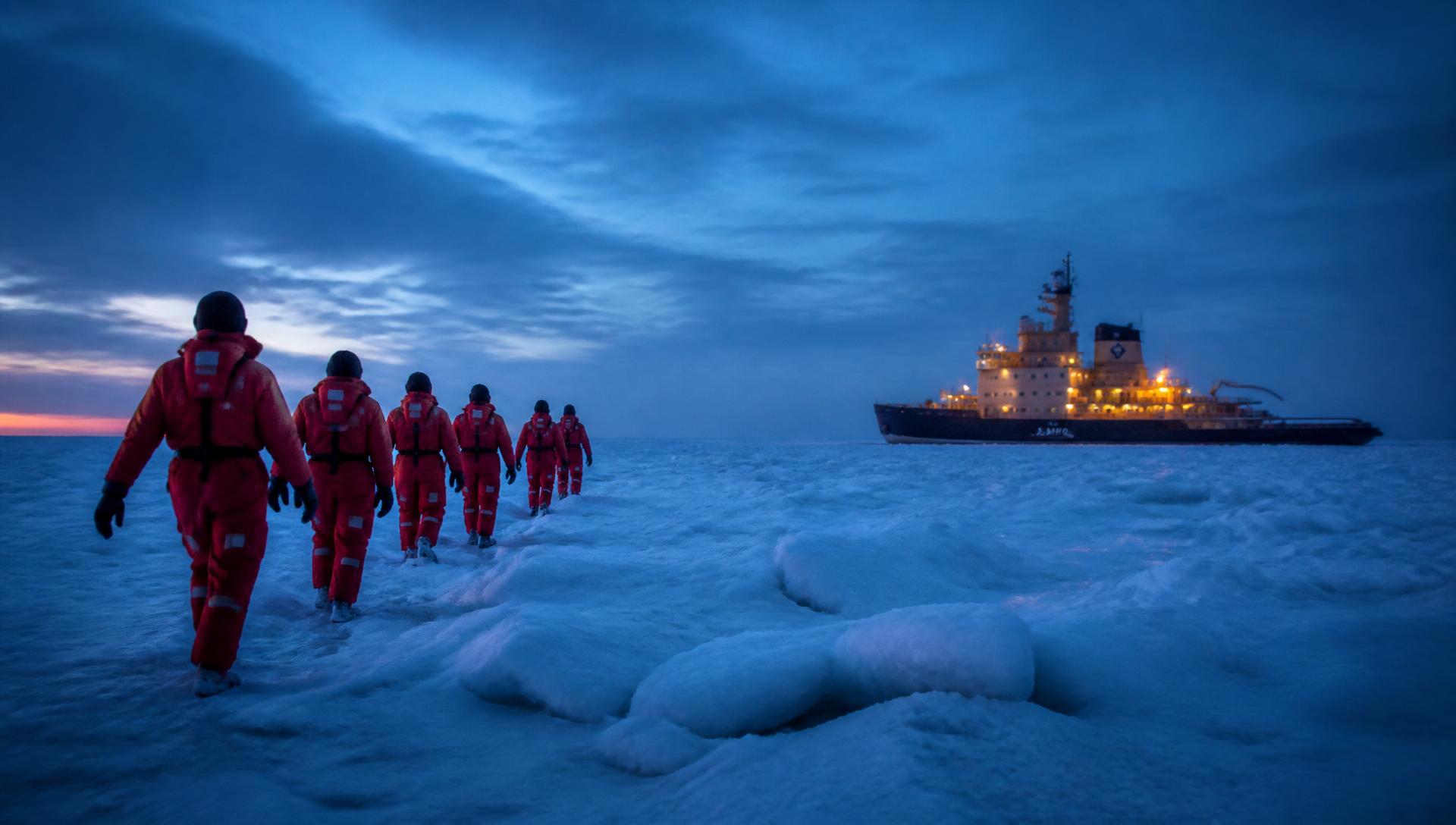 Icetrek across the frozen sea near Kemi